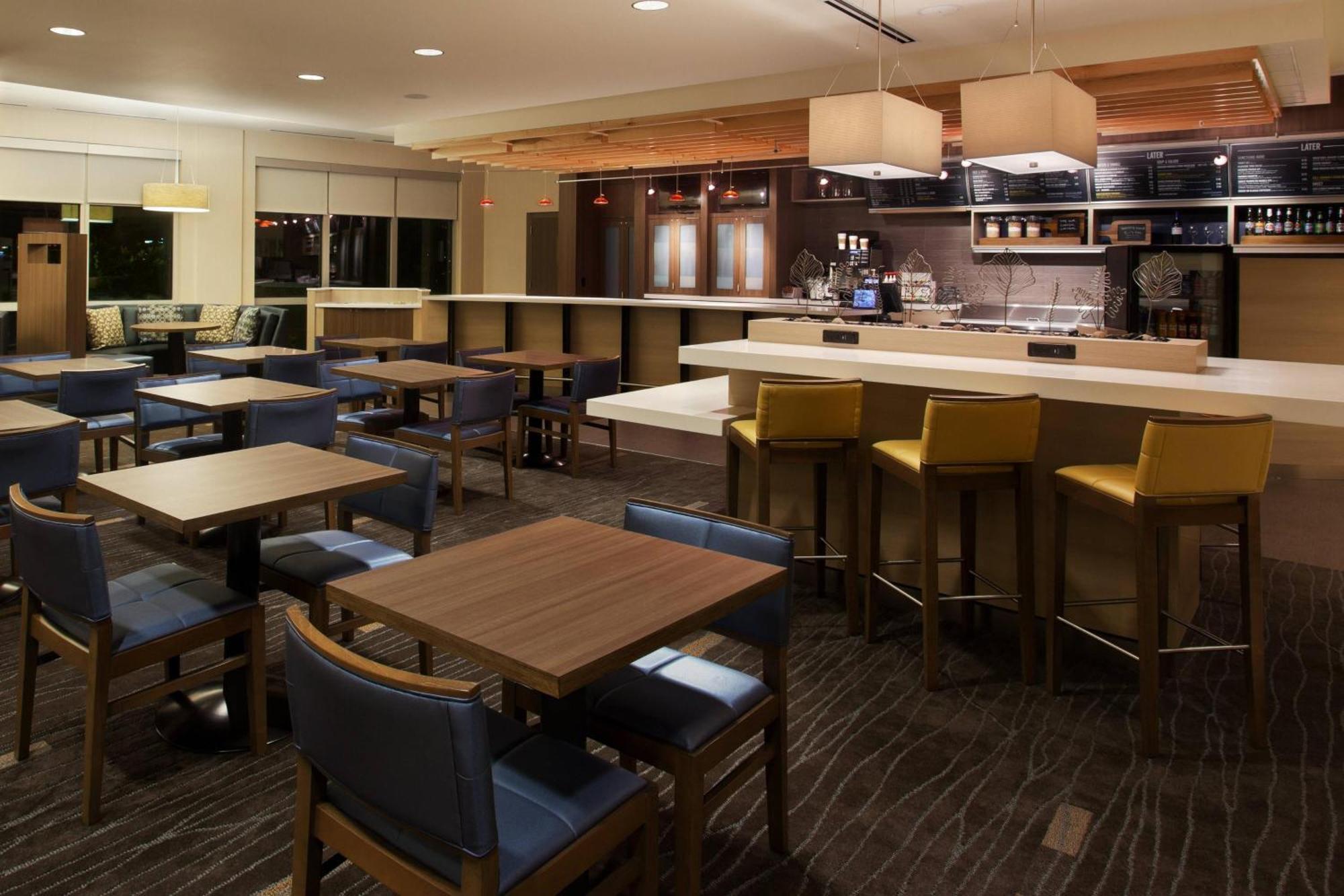 Courtyard By Marriott Orlando South/Grande Lakes Area Williamsburg Экстерьер фото